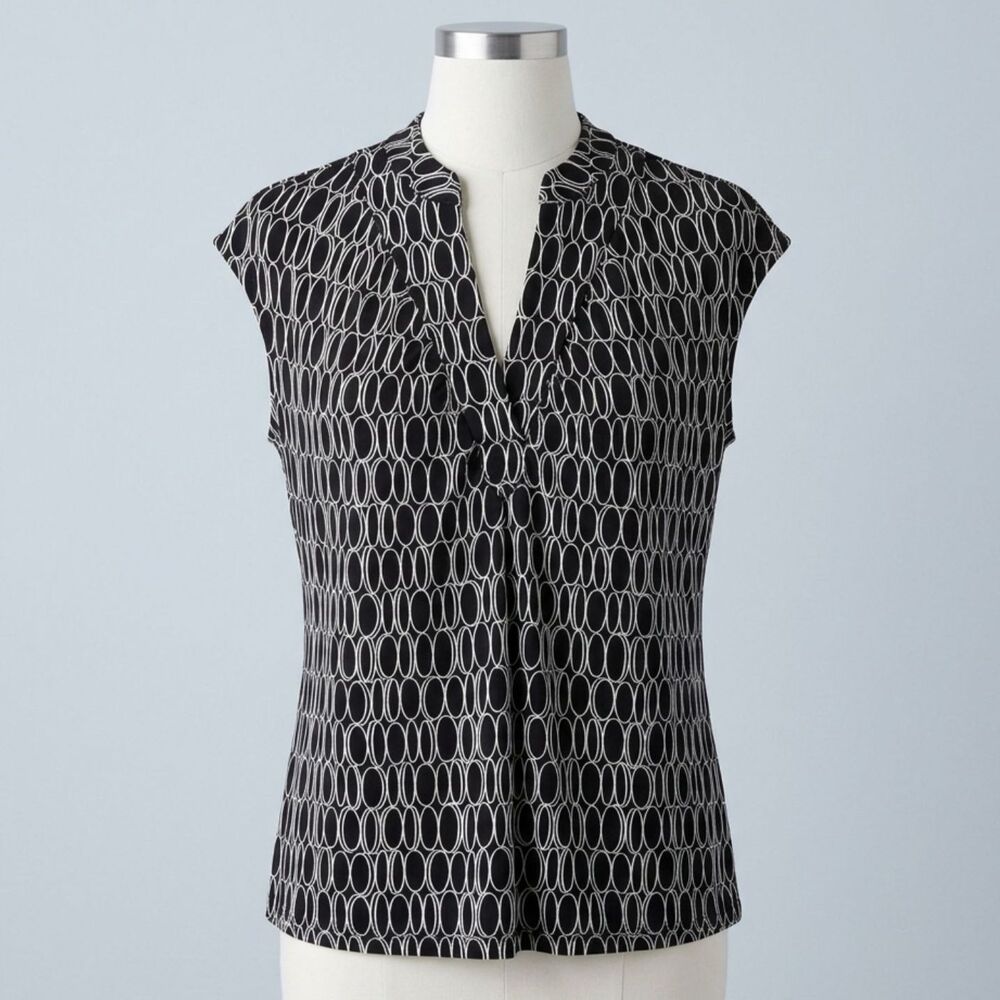 Talbots Sleeveless Blouse 1X Black White Geometric Circle Print V Neck Top